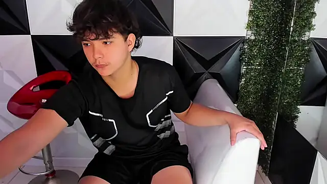 Dani cumboy online show from 30, 10, 2025