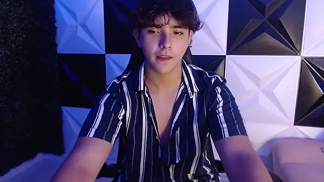 Dani cumboy online show from 25, 2, 2025