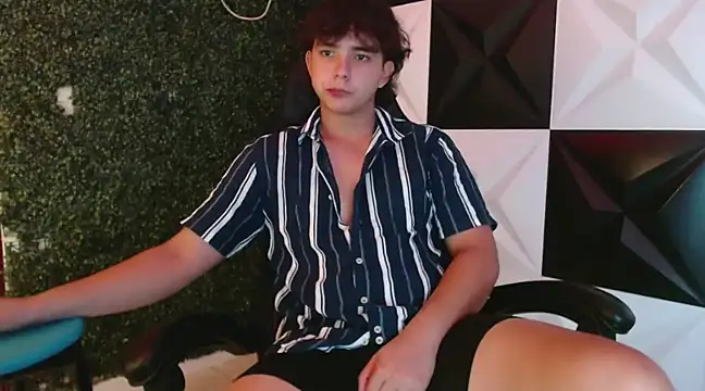 Dani cumboy online show from 15, 2, 2025