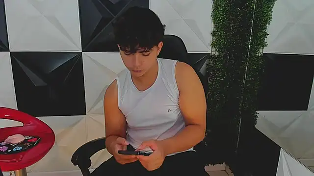 Dani cumboy online show from 1, 10, 2025