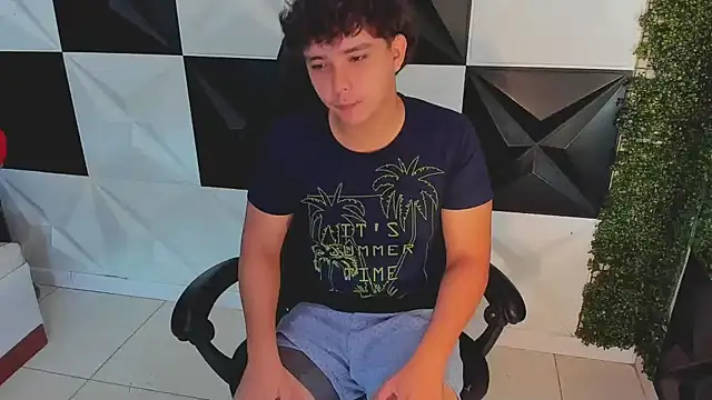 Dani cumboy online show from 6, 10, 2025