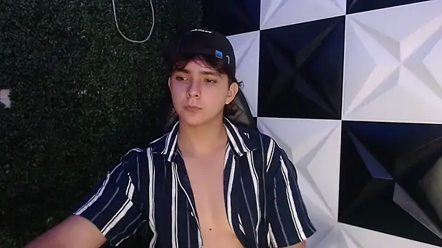 Dani cumboy online show from 24, 2, 2025