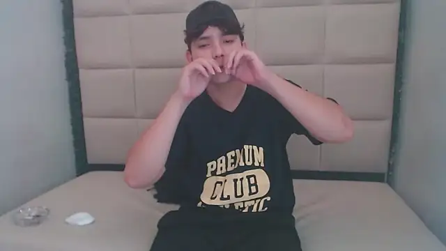 Dani cumboy online show from 15, 3, 2025