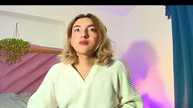 Snapshot of TomLondon_ chatting on 25, 10, 2025 TomLondon online show from 25, 10, 2025