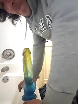 Lilsmokeshow017 online show from 4, 3, 2026