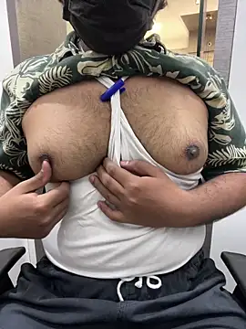 dick69lil online show from 2, 6, 2026
