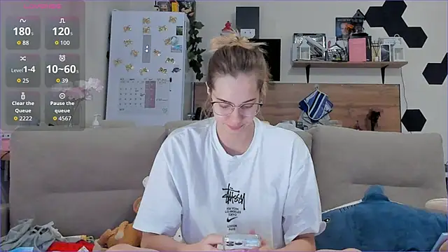 Girl alone home online show from 1, 12, 2025