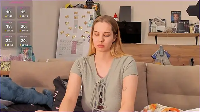 Girl alone home online show from 24, 4, 2026