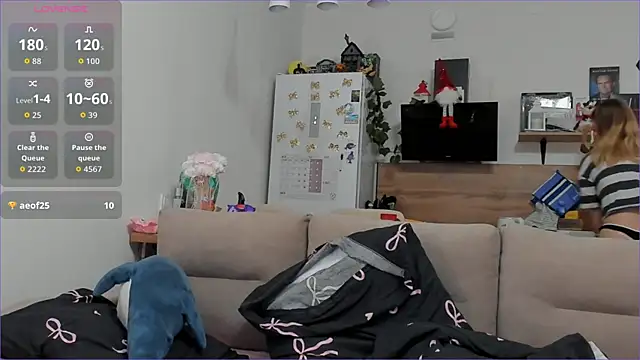 Snapshot of Girl_alone_home chatting on 6, 2, 2026 Girl alone home online show from 6, 2, 2026