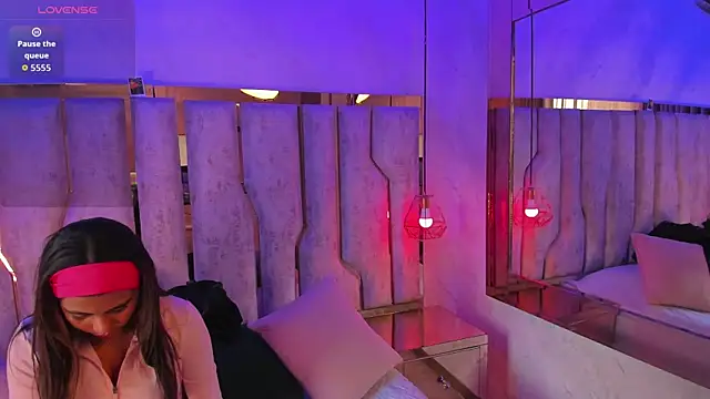 barbara cambels online show from 18, 10, 2025