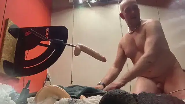 Bigtoyaddict online show from 11, 4, 2026