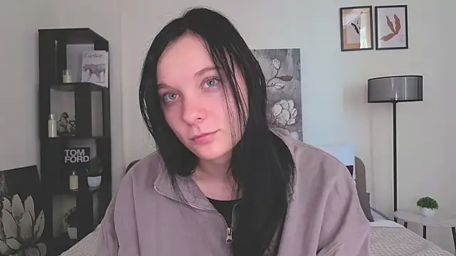 Snapshot of NaokoStifel chatting on 12, 7, 2026 NaokoStifel online show from 12, 7, 2026