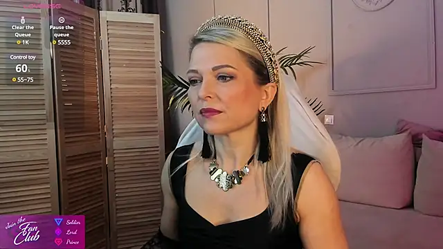 Gloria Lovely online show from 28, 1, 2025