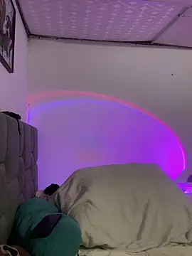 BrittanyDiaz online show from 22, 4, 2026