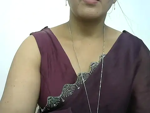 Snapshot of rashmika_reddy chatting on 31, 5, 2026 rashmika reddy online show from 31, 5, 2026