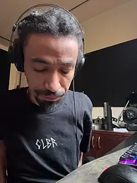 hotcamboy420 online show from 2, 12, 2025