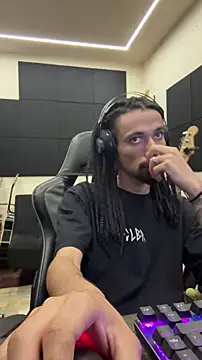 hotcamboy420 online show from 8, 1, 2026