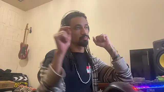 hotcamboy420 online show from 4, 11, 2025