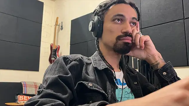 hotcamboy420 online show from 13, 11, 2025