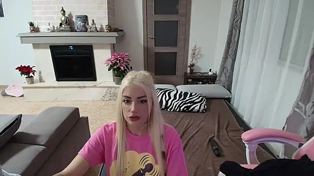 aradia demon online show from 24, 11, 2025