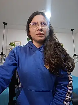 karlamorris  online show from 29, 11, 2025