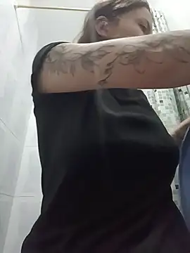 karlamorris  online show from 14, 11, 2025