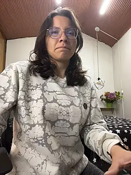 karlamorris  online show from 20, 4, 2026