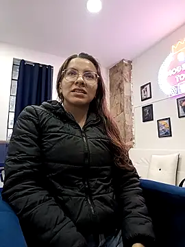 karlamorris  online show from 26, 9, 2025