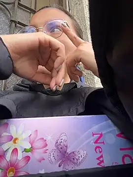 karlamorris  online show from 12, 2, 2026