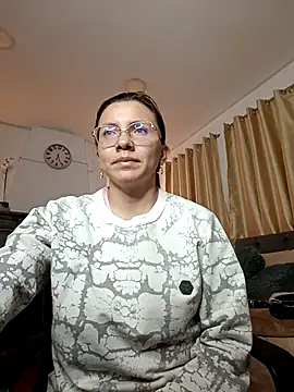 karlamorris  online show from 3, 10, 2025