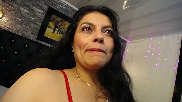 Lust Mom41 online show from 27, 12, 2024