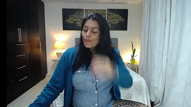 Lust Mom41 online show from 21, 6, 2026
