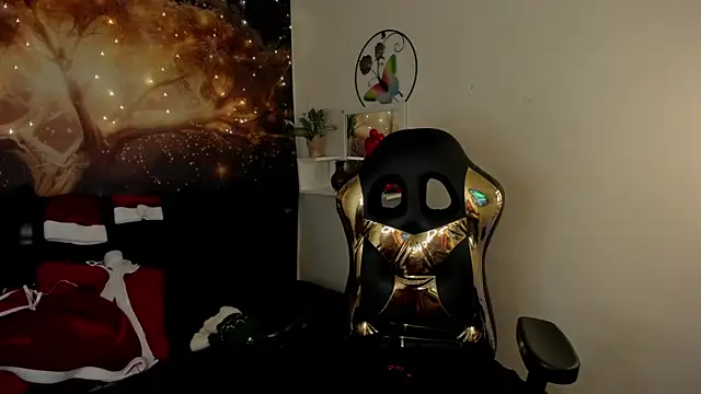 Lust Mom41 online show from 21, 12, 2024