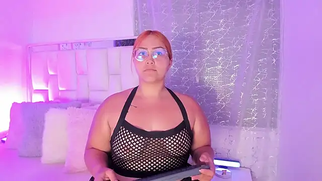 LeahxBarker online show from 21, 10, 2025