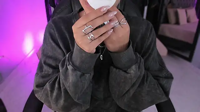 renee shelby  online show from 16, 2, 2026