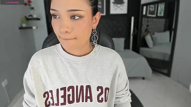 renee shelby  online show from 15, 1, 2026