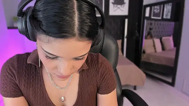 renee shelby  online show from 14, 3, 2026