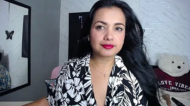 Saritatellez online show from 26, 11, 2025