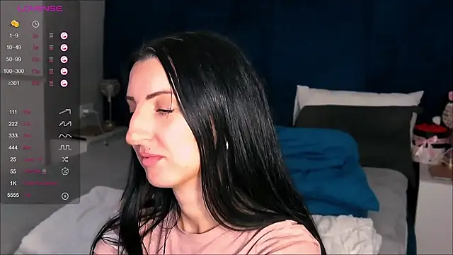 Alexa Clarks online show from 3, 12, 2024