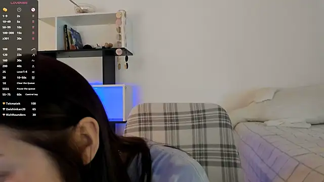 crystal lilith online show from 15, 3, 2025