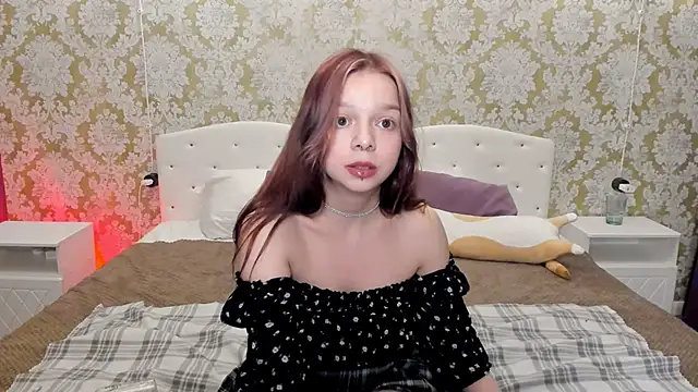 crystal lilith online show from 31, 1, 2025