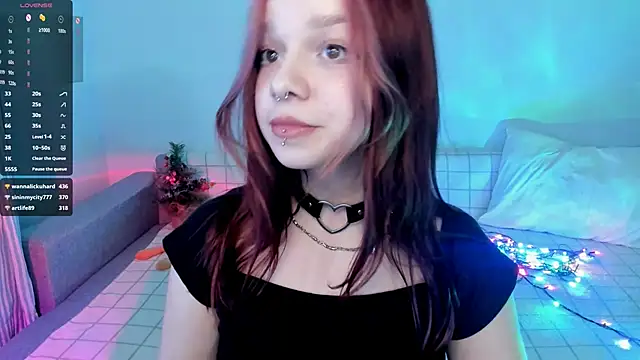 crystal lilith online show from 30, 12, 2024