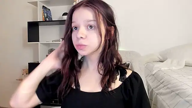 crystal lilith online show from 12, 2, 2025