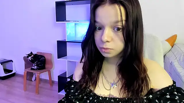 crystal lilith online show from 9, 2, 2025