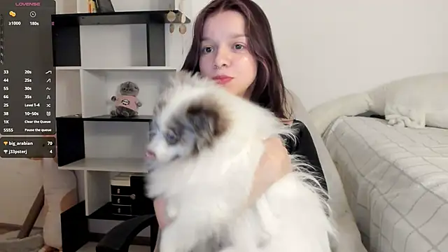 crystal lilith online show from 12, 2, 2025