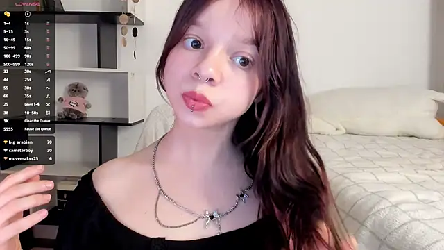 crystal lilith online show from 12, 2, 2025