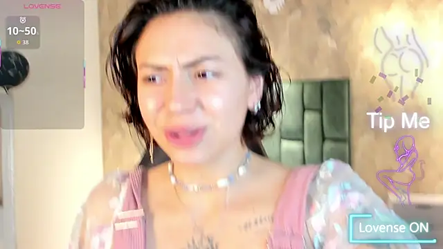 april dumont online show from 24, 10, 2025