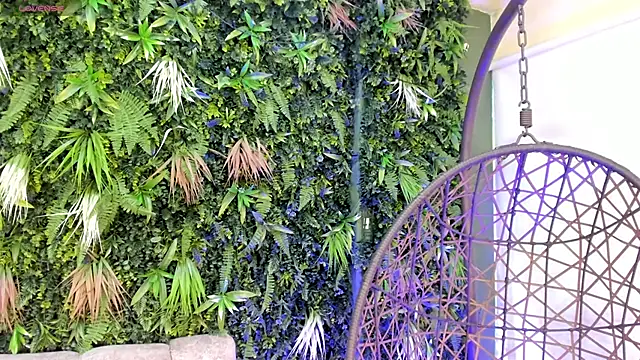 april dumont online show from 19, 9, 2025