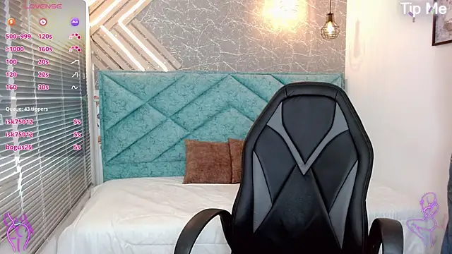 april dumont online show from 7, 3, 2025