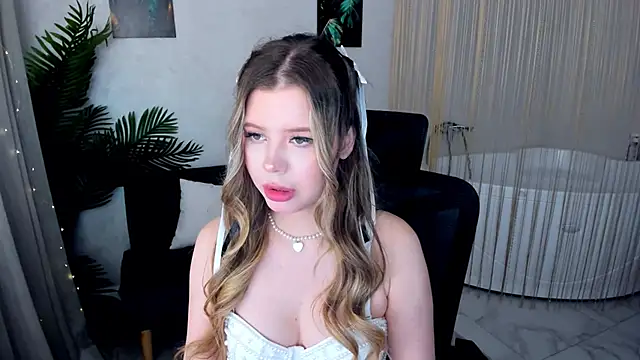 FollowLovee online show from 20, 9, 2025